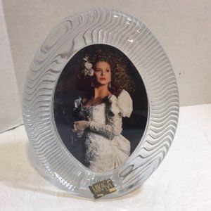 Mikasa Oval Crystal Glass Picture Frame Japan 5x6.25"